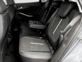 Vauxhall Grandland 1.6 Plug-in Hybrid [300] 4X4 GSe 5dr Auto