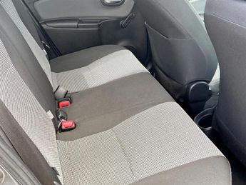 Toyota Yaris 1.5 Hybrid Icon 5dr CVT