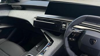 Peugeot 3008 157kW Allure 73kWh 5dr Auto