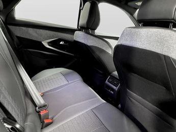 Peugeot 3008 157kW Allure 73kWh 5dr Auto