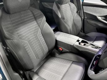 Peugeot 3008 157kW GT 73kWh 5dr Auto