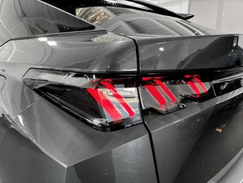 Peugeot 3008 157kW Allure 73kWh 5dr Auto