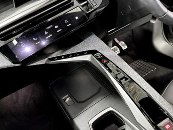 Peugeot 3008 157kW Allure 73kWh 5dr Auto