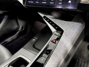 Peugeot 3008 157kW Allure 73kWh 5dr Auto