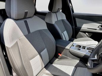 Vauxhall Grandland 157kW Ultimate 73kWh 5dr Auto [Panoramic Roof]