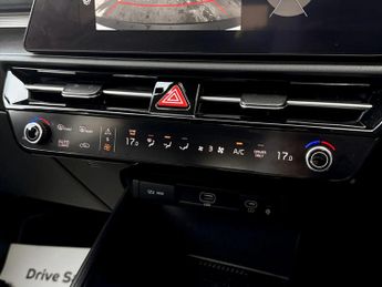 Kia Niro 150kW 4 65kWh 5dr Auto