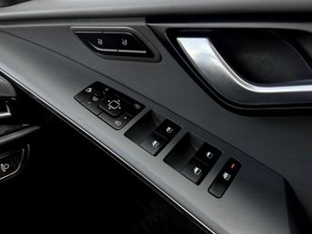 Kia Niro 150kW 4 65kWh 5dr Auto
