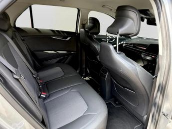 Kia Niro 150kW 3 65kWh 5dr Auto