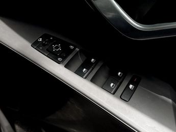 Kia Niro 150kW 3 65kWh 5dr Auto