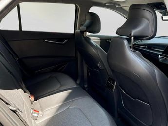 Kia Niro 150kW 4 65kWh 5dr Auto