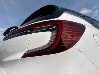 Renault Captur 1.3 TCE 140 R.S. Line 5dr EDC