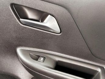Vauxhall Mokka 100kW Ultimate 50kWh 5dr Auto