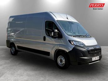 Peugeot Boxer 2.2 BlueHDi 140 H2 Van Professional