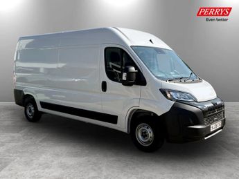 Peugeot Boxer 2.2 BlueHDi 140 H2 Van Professional