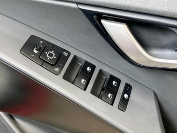 Kia Niro 1.6 GDi 127 Hybrid 2 Nav 5dr DCT