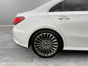Mercedes-Benz A Class A200 AMG Line Premium Plus 4dr Auto