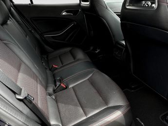 Mercedes-Benz Gla GLA 220d 4Matic AMG Line Prem Plus 5dr Auto
