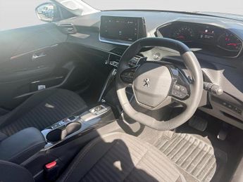 Peugeot 208 1.2 PureTech 100 Active Premium + 5dr EAT8
