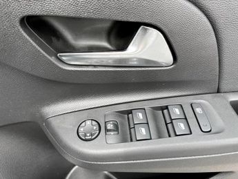 Vauxhall Corsa 100kW Elite Premium 50kWh 5dr Auto [11kWCh]