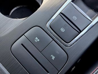 Ford Kuga 2.5 FHEV ST-Line X Edition 5dr CVT