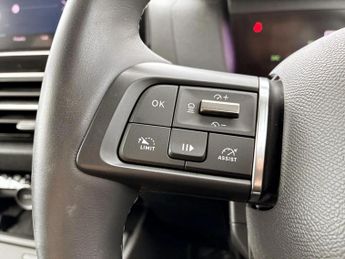 Citroen C4 100kW Shine Plus 50kWh 5dr Auto