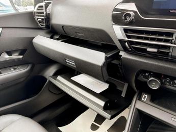 Citroen C4 100kW Shine Plus 50kWh 5dr Auto