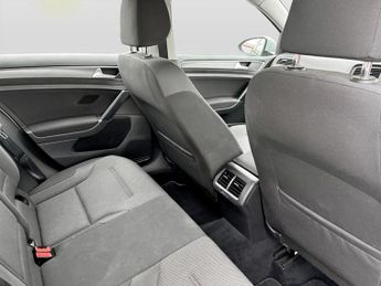 Volkswagen Golf 1.0 TSI 110 SE [Nav] 5dr DSG