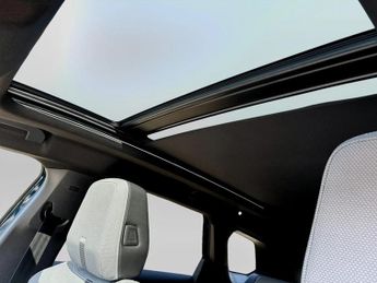 Vauxhall Grandland 157kW Ultimate 73kWh 5dr Auto [Panoramic Roof]