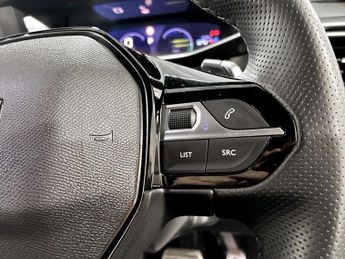 Peugeot 208 1.2 Hybrid 145 GT 5dr e-DSC6