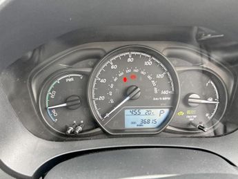 Toyota Yaris 1.5 Hybrid Active 5dr CVT