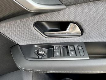 Vauxhall Grandland 157kW GS 73kWh 5dr Auto