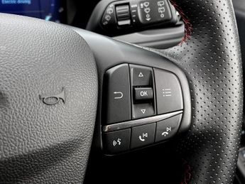 Ford Kuga 2.5 FHEV ST-Line X Edition 5dr CVT