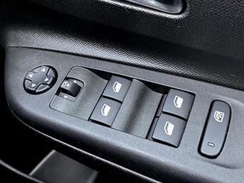 Vauxhall Corsa 100kW Elite Nav Premium 50kWh 5dr Auto [7.4kWCh]