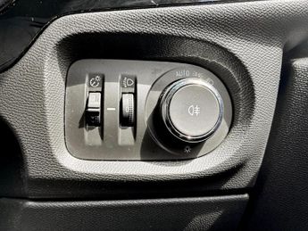 Vauxhall Corsa 100kW SE Nav 50kWh 5dr Auto [7.4kWCh]