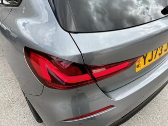 BMW 1 Series 118i [136] Sport 5dr Step Auto [Live Cockpit Pro]