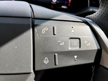 Vauxhall Grandland 157kW GS 73kWh 5dr Auto