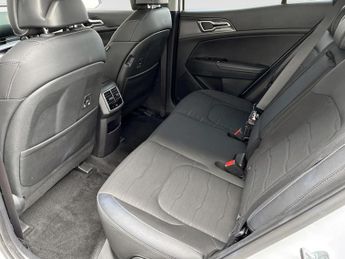 Kia Sportage 1.6T GDi 241 PHEV 3 5dr Auto AWD