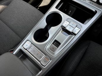 Hyundai Kona 100kW Premium 39kWh 5dr Auto