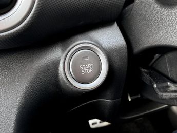 Hyundai Kona 100kW Premium 39kWh 5dr Auto