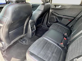 Ford Kuga 2.0 EcoBlue 190 ST-Line X Edition 5dr Auto AWD