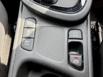 Toyota Yaris Cross 1.5 Hybrid Design 5dr CVT