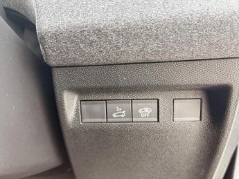 Vauxhall Grandland 1.2 Hybrid [136] Ultimate 5dr e-DCT6 [Pan Roof]