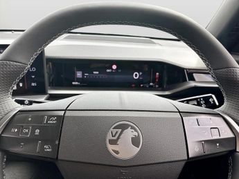Vauxhall Grandland 1.2 Hybrid [136] Ultimate 5dr e-DCT6 [Pan Roof]