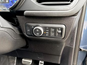 Ford Kuga 2.5 FHEV ST-Line X Edition 5dr CVT