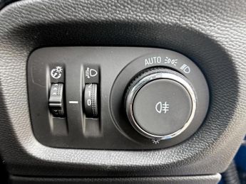 Vauxhall Corsa 100kW Design 50kWh 5dr Auto