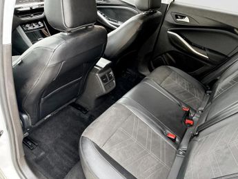 Vauxhall Grandland 1.2 Turbo Ultimate 5dr Auto