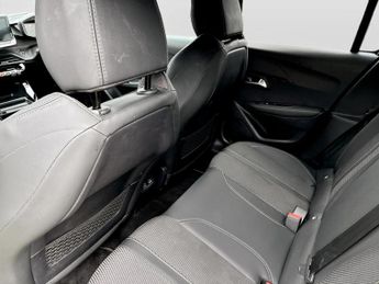 Peugeot 208 1.2 Hybrid 145 GT 5dr e-DSC6