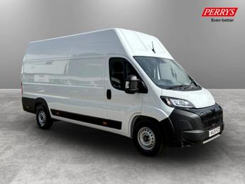 Peugeot Boxer 2.2 BlueHDi 3.5t Heavy Professional Panel Van 5dr Diesel Manual 