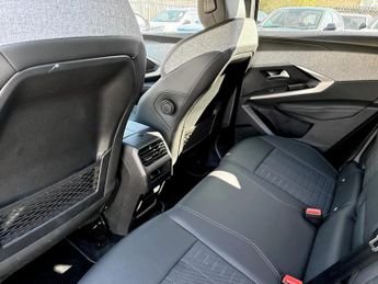 Peugeot 3008 1.2 Hybrid 136 GT 5dr e-DSC6