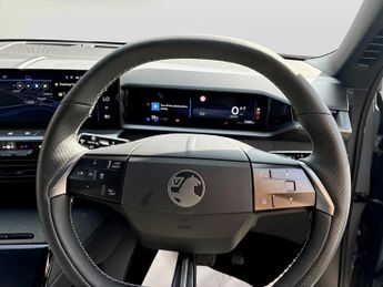 Vauxhall Grandland 157kW GS 73kWh 5dr Auto